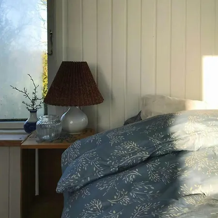 Cozy Wagon House With Views Over The Limfjord Roslev